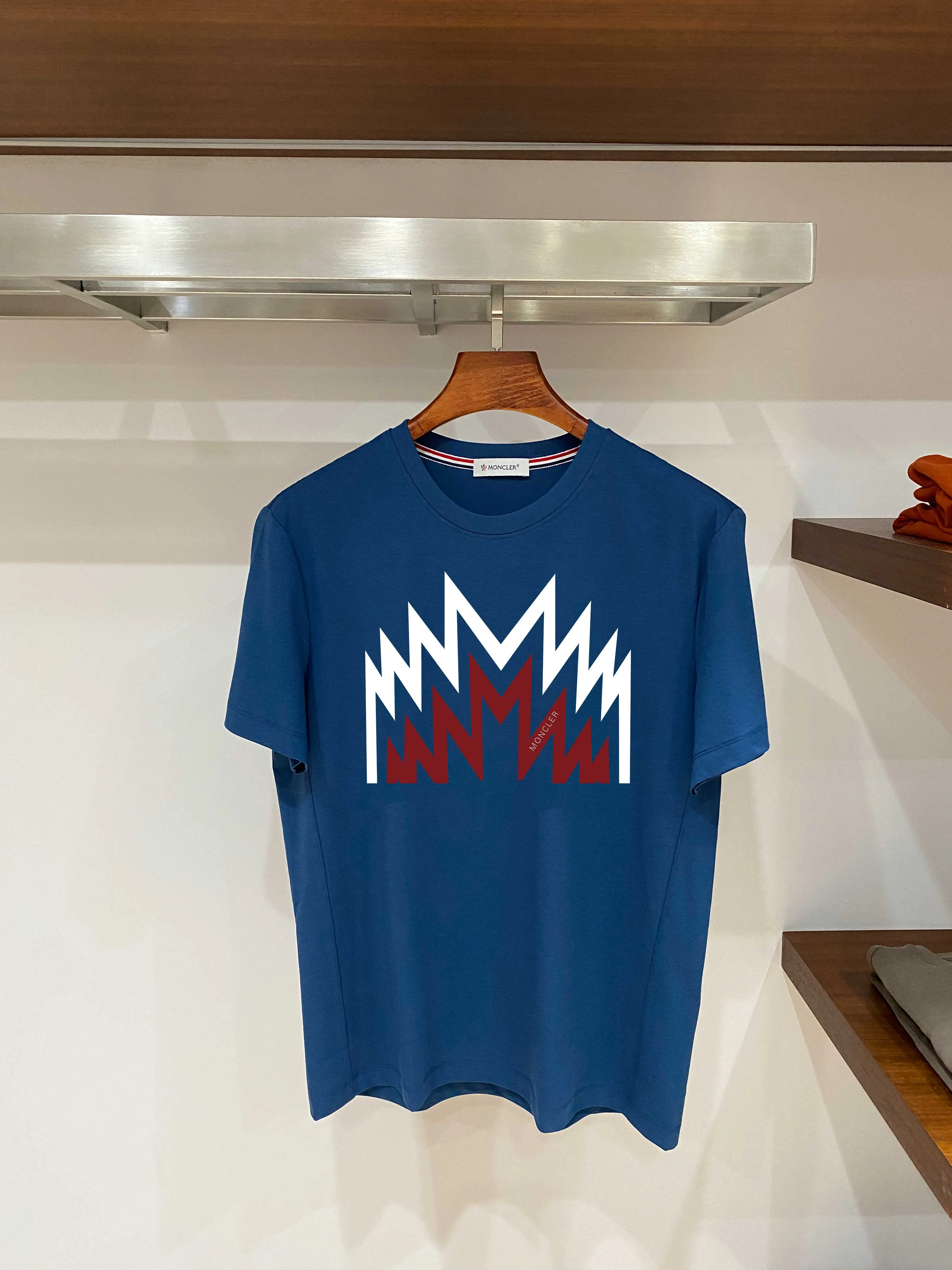 Moncler T 26s New Arrival Supima 210 ， ， + ， ， ， ， ， Breathable， ！ ， ， ，Series ， 5 ， ， 100 ， 1% . Versatile， 。 Breathable， ：White// /Light Green /Khaki / /Black Sizes：M-3XL Size ：178-130 L